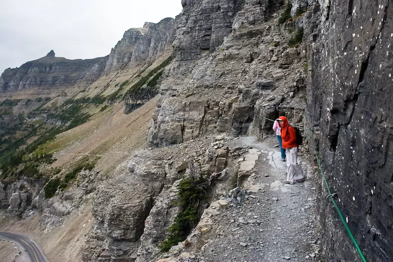 By Greg Willis from Denver, CO, usa - Highline Trail, CC BY-SA 2.0, https://commons.wikimedia.org/w/index.php?curid=24310920