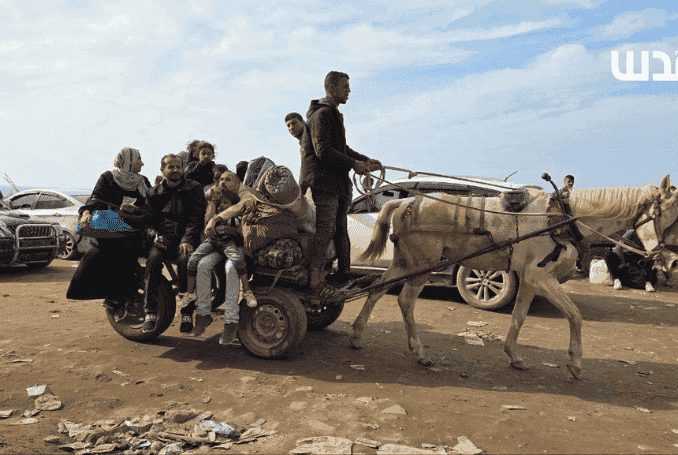 Palestinian displaced returned to their destroyed homes in northern Gaza. (Photo: via QNN)